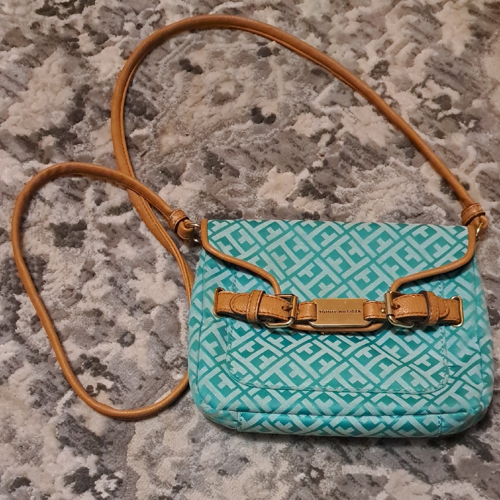 Tommy Hilfiger Fun Spring Aqua Patterned Crossbody Bag